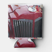 Vintages rotes Auto mit Chromhaube Dosenkühler (Vorderseite)