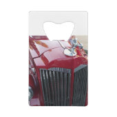 Vintages rotes Auto mit Chromhaube Geldbeutel Flaschenöffner (Rückseite)