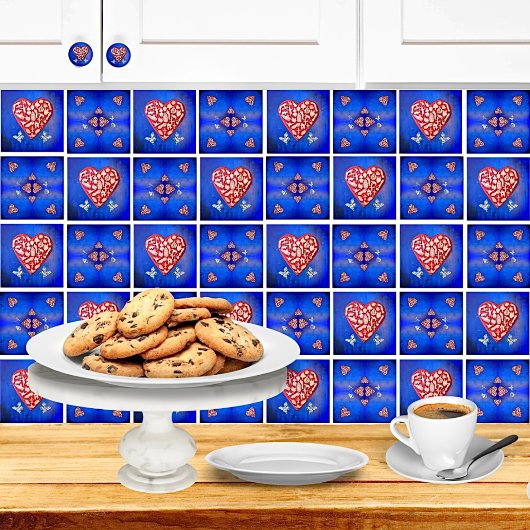 Vintages Rotes und Silberes Milagroherz mit Schmet Fliese