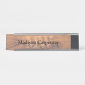 Vintages rustikales Braunholz Karpenter Monogramm Schreibtischnamensplakette (Vorderseite )