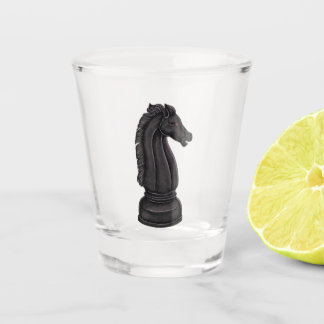 Vintages Schachstück Schnapsglas
