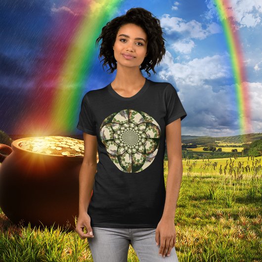 Vintages Schloss Blarney & Kleeblatts Kaleidoskop T-Shirt