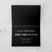 Vintages Schwarz-Weiß-Halloween-Party Einladung (Innenseite)