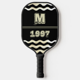 Vintages Schwarzes Monogramm Jahr Pickleball Schläger