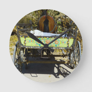 Vintages Sinti und Roma Caravan Trailer und Foto f Runde Wanduhr