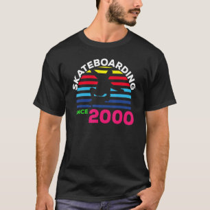 Vintages Sonnenuntergang Skateboarding seit 2000 T-Shirt