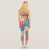 Vintages Steppmuster: Patchwork-Hintergrundmuster. Capri Leggings (Rückseite)