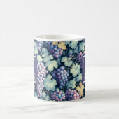 Vintages Traubenmuster Monogramm und Name Kaffeetasse (Mittel)