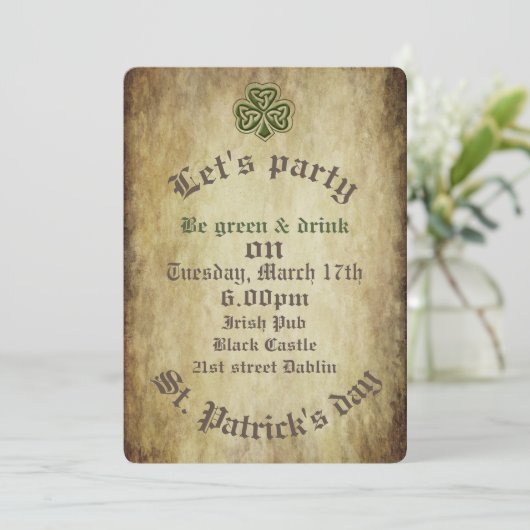 Vintages Trendgrundstück Irish Kleeblatt Einladung (Stehend Vorderseite)