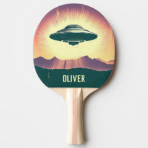 Vintages UFO bei Sonnenuntergang Personalisiert
