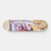 Vintages, unheimlich handliches Button-Up-Mädchen Skateboard (Horizontal)