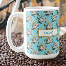 Vintages Weißrosenmuster auf Aqua Monogram Kaffeetasse