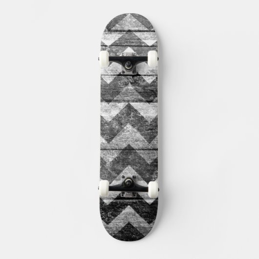 Vintages Zickzack Holz Abstrakt Skateboard (Vorderseite)