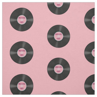 Vinyl LP Record auf rosa Muster Stoff