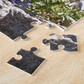 Violas in einem Steintrog. Puzzle (Seite)