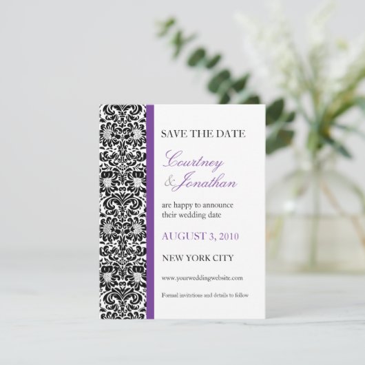 Violet akzentrierter Damast Save the Date (Stehend Vorderseite)