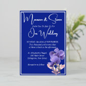 Violet-Blume auf Royal Blue Wedding Silver Folieneinladung (Stehend vorne)