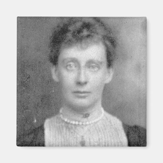 Violet Dickinson Magnet (Vorne)