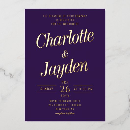 Violet Elegant Foil Script Foto Hochzeit Folieneinladung (Vorderseite)