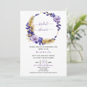Violet Lavender & Gold Floral Brautparty Einladung (Stehend Vorderseite)
