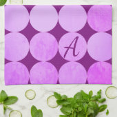 Violet, Lila Magenta und rosa Circles Monogramm Geschirrtuch (Gefaltet)