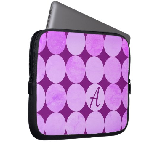 Violet, Lila Magenta und rosa Circles Monogramm Laptopschutzhülle (Vorne Rechts)
