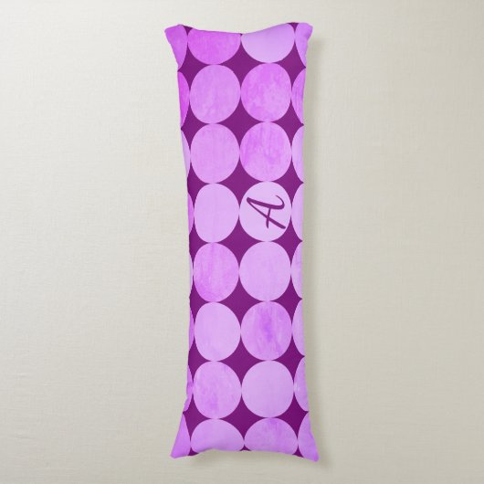 Violet, Lila Magenta und rosa Circles Monogramm Seitenschläferkissen (Vorderseite Vertikal)