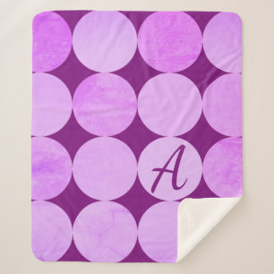 Violet, Lila Magenta und rosa Circles Monogramm Sherpadecke
