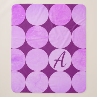 Violet, Lila Magenta und rosa Circles Monogramm Sherpadecke