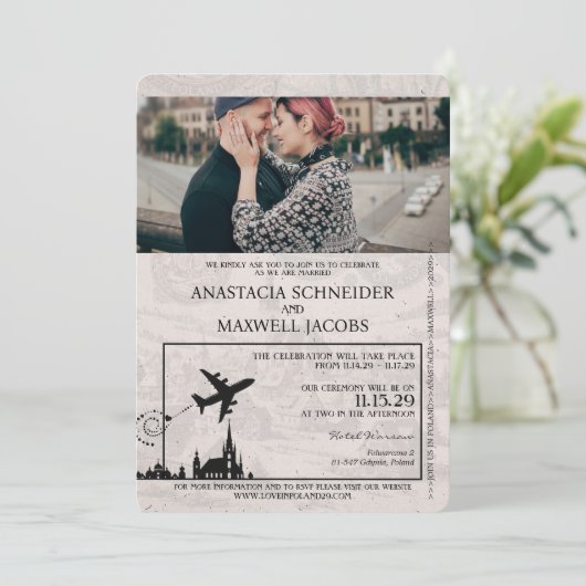 Violet Lila Polen Pass Einladung zur Hochzeit (Stehend Vorderseite)