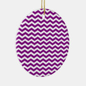 Violet Lila und weiß Zigzag Zickzack Muster Keramik Ornament (Rechts)