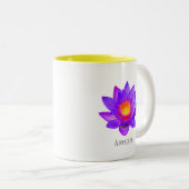 Violet-Lotus-Blume auf der weißen Zwei-Tone-Kaffee Zweifarbige Tasse (VorderseiteRechts)