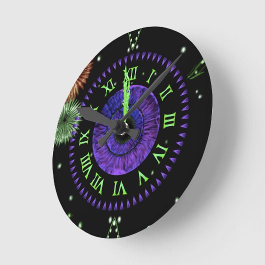 Violet Midnight Clock Runde Wanduhr (Winkel)