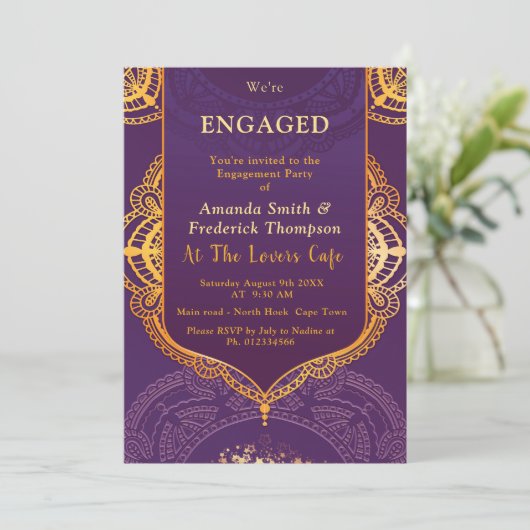 Violet mit Gold-Mandalasen Einladung (Stehend Vorderseite)