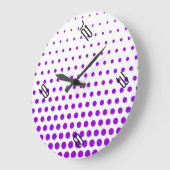 Violet Polka Dot Modern White Große Wanduhr (Winkel)