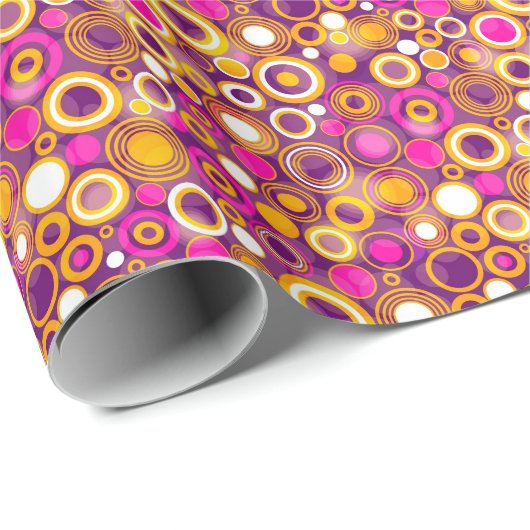 Violet Polka Dot Pattern Geschenkpapier (Rolleneckpunkt)