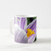 Violet Spring Crocus Kaffeetasse (Vorderseite Links)