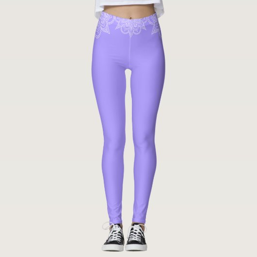 Violet und White Lace Mandala Yoga Leggings (Vorderseite)