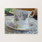 Violets English China Tea Cup und Saucer Puzzle (Horizontal)