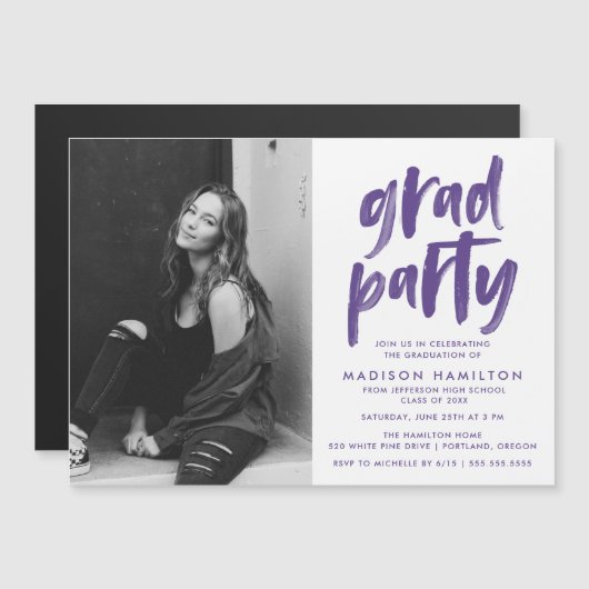 Violett | Brush Script Foto Graduation Party Magneteinladung (Vorne/Hinten)