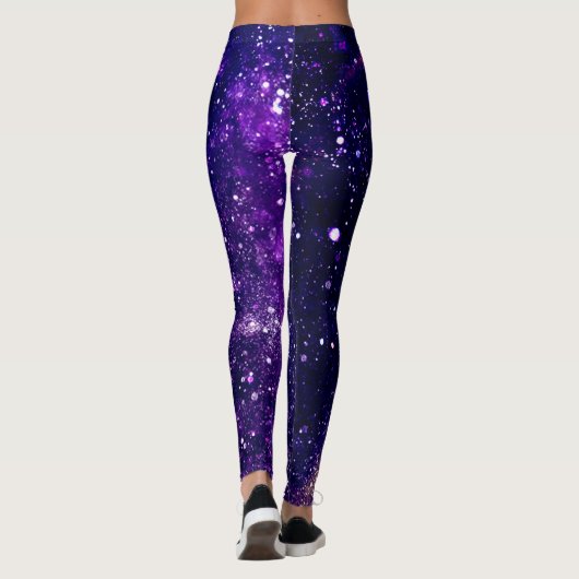 Violett lila abstraktes Galaxienuniversum Leggings (Rückseite)