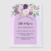 Violett lila Blume Grün Arc Luxus Geburtstag Magneteinladung (Vorderseite)