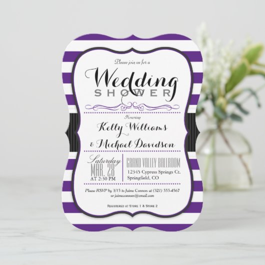 Violett Lila und weiße Paare Polterabend Einladung (Stehend Vorderseite)