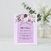 Violett-violette Blumen Grünbogen Geburtstag Einladungspostkarte (Stehend Vorderseite)