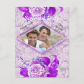 Violett-/Weißrosen-Blume auf grünem Musterpapier Ankündigungspostkarte (Vorderseite)