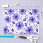 Violette Aquarellblumen und grüne Blätter Seidenpapier (Handwerk)