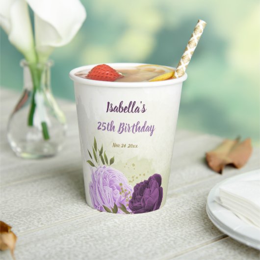 violette blühende grüne Blätter Pappbecher (In Situ)