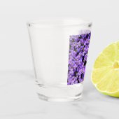 Violette Blume Glasgewebe Schnapsglas (Links)