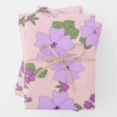 Violette Blumen, Blumenmuster, Muster von Blume Geschenkpapier Set (Beispiel)
