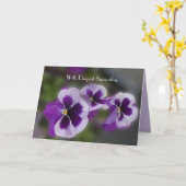 Violette Blumen mit tiefstem Beileid. Karte (Gelbe Blume)
